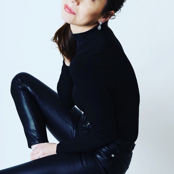 Meet your Posher, Diana - Picture 2 of 5